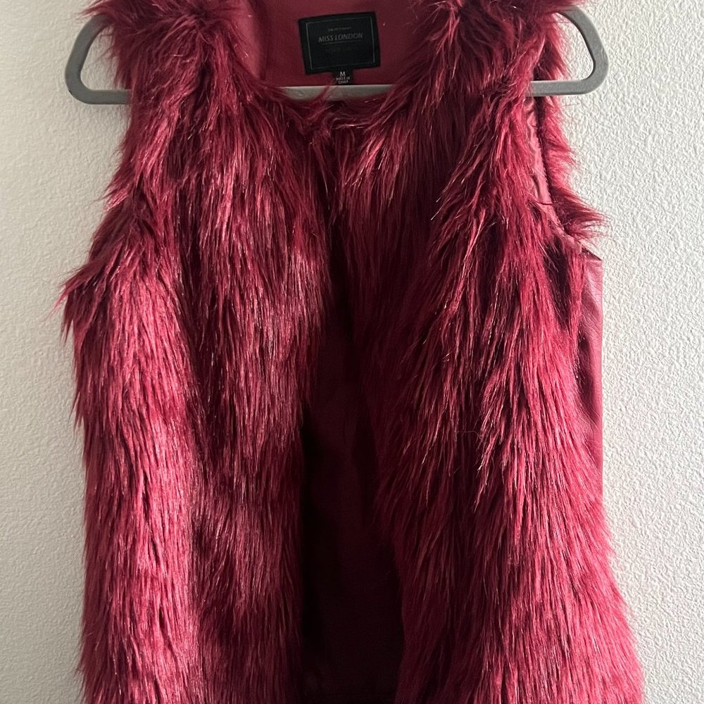 Faux Fur Burgundy Vest Size M